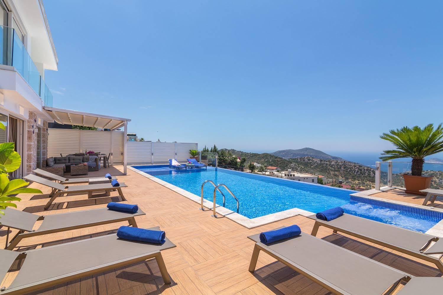 Villa La Mer Καλκάν Εξωτερικό φωτογραφία
